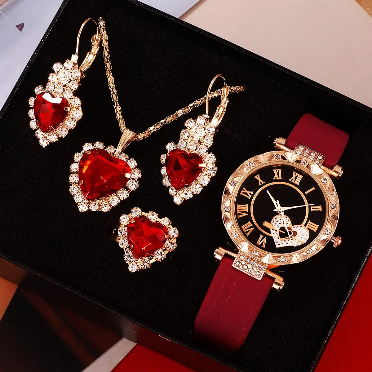 Pudełko z niespodzianką, 100%  – Watch Accessories recenzja i cena